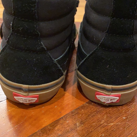 BARELY WORN VANS - black high tops - Picture 6 of 6